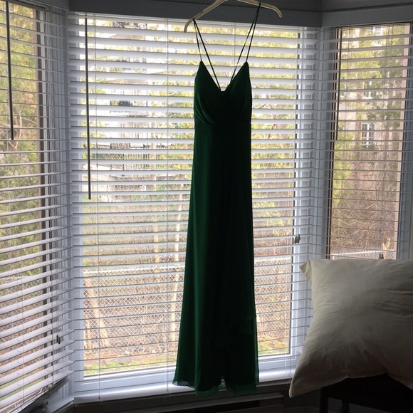 Doridorca Gown - Picture 4 of 8